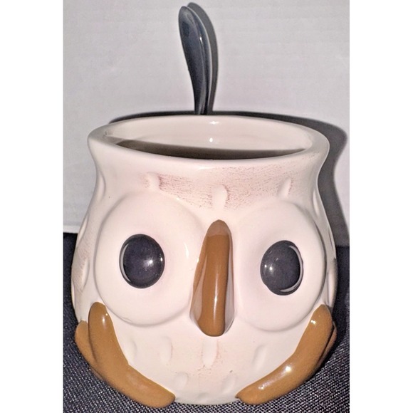 Arlington Designs Other - Cute White Snowy Owl Mug w/ Feet and Spoon Set By Arlington Designs NWOT